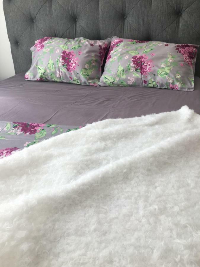 4-Room Jacuzzi Apartment Leopoli Esterno foto